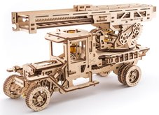 Ugears 3D dřevěné mechanické puzzle UGM-11 Náklaďák s požárním žebříkem